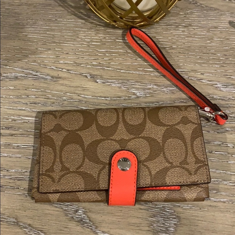 Wristlet